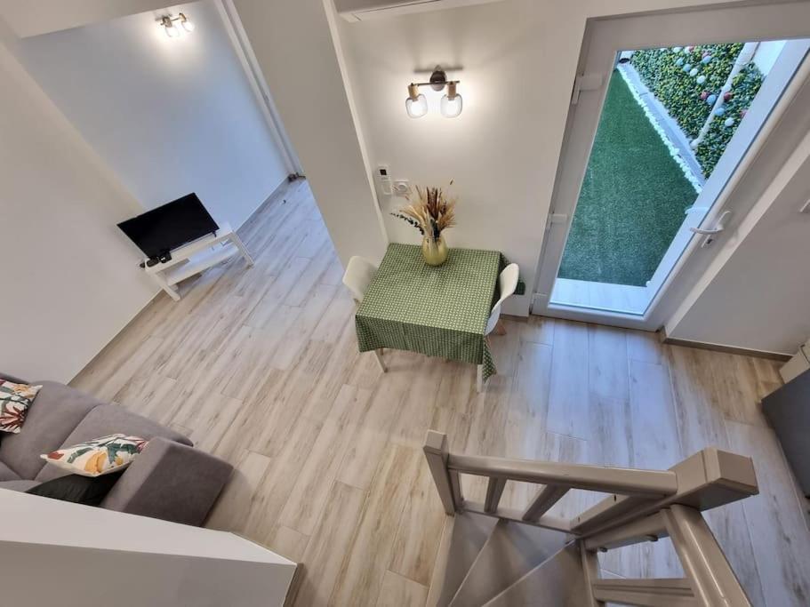 Holiday home Charmante Petite Maison Le Cres